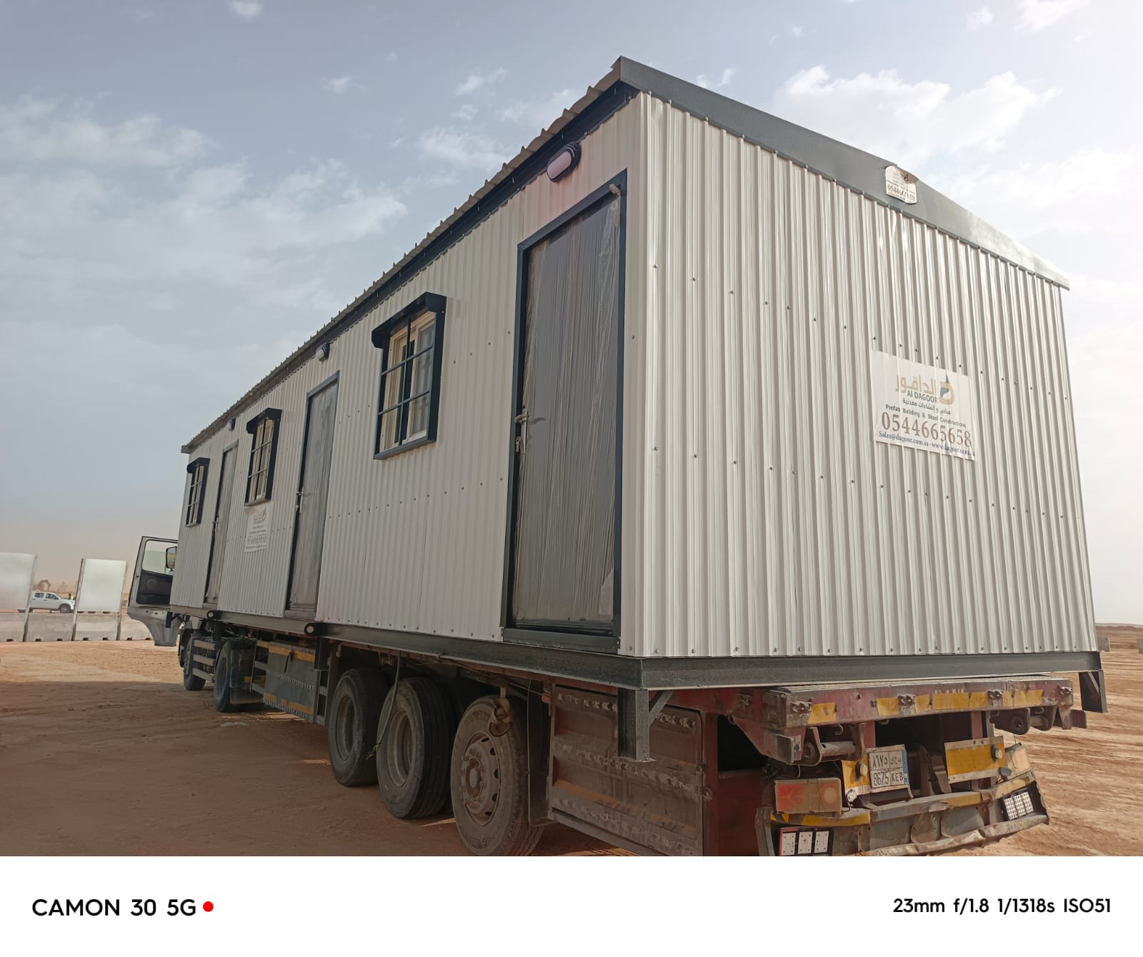 نقل وحدة مسبقة الصنع بالرياض